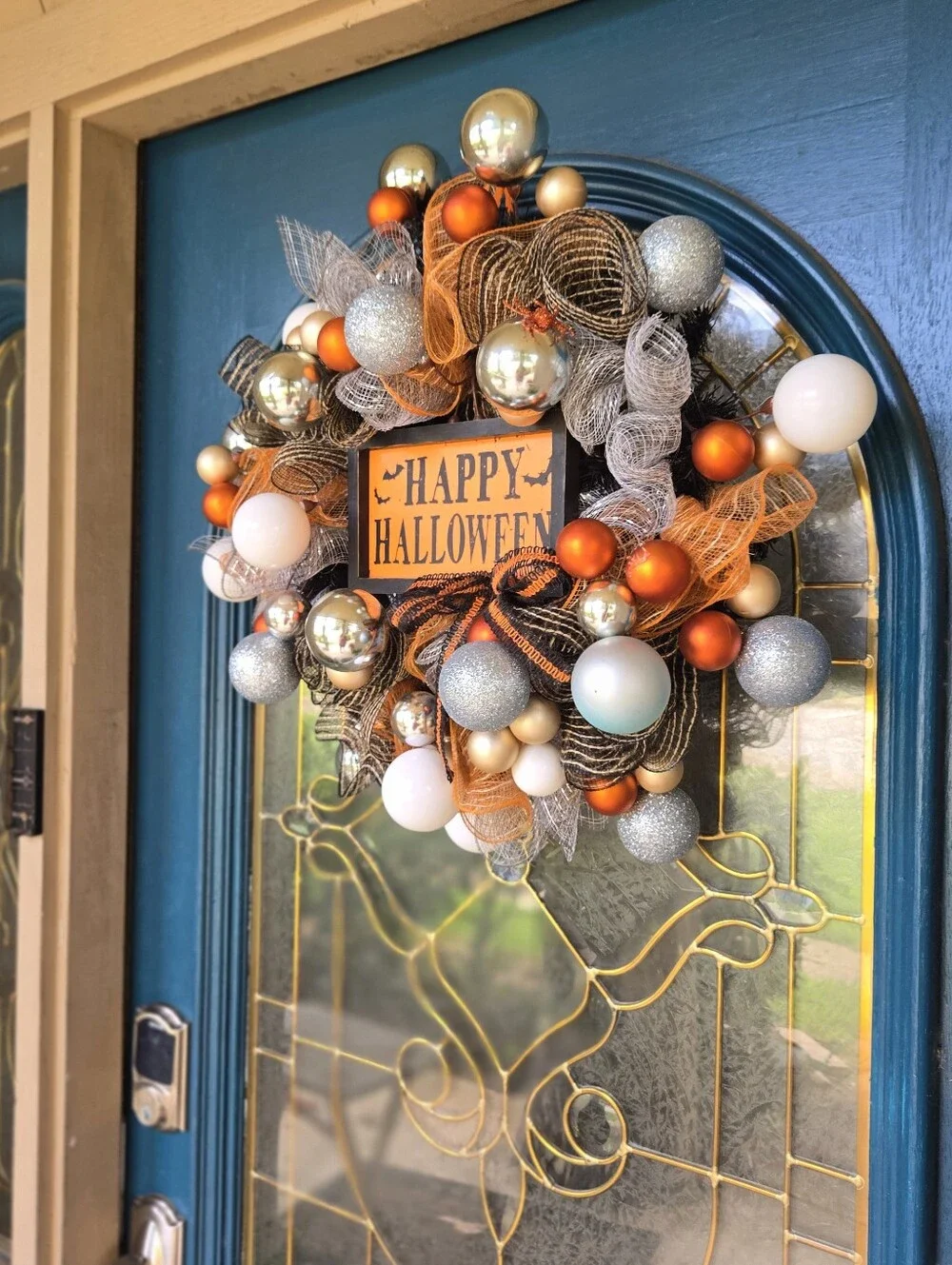 Bubbly Halloween Wreath